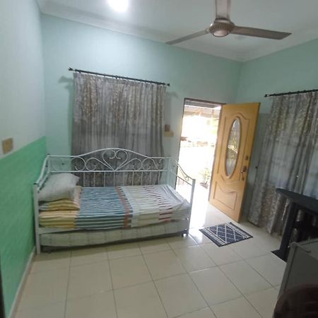 Homestay Sri Ladang Kuala Terengganu Kültér fotó